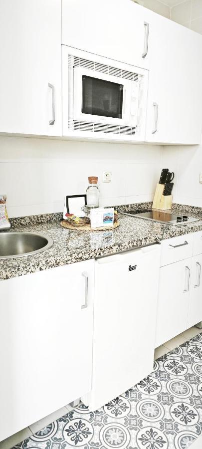 Estreno Benalbeach Vistas Al Mar Estudio Deluxe Benalmádena Εξωτερικό φωτογραφία